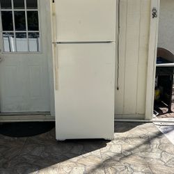 White Refrigerator (used)
