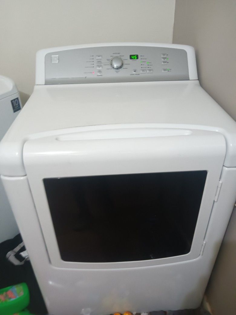 Samsung  Dryer Very New!!! 30 Day Warranty!! Free Delivery!!!