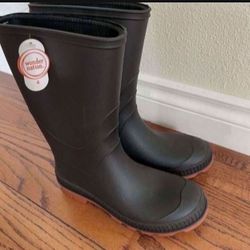 New Big Kid Size 4 Rubber Boots 