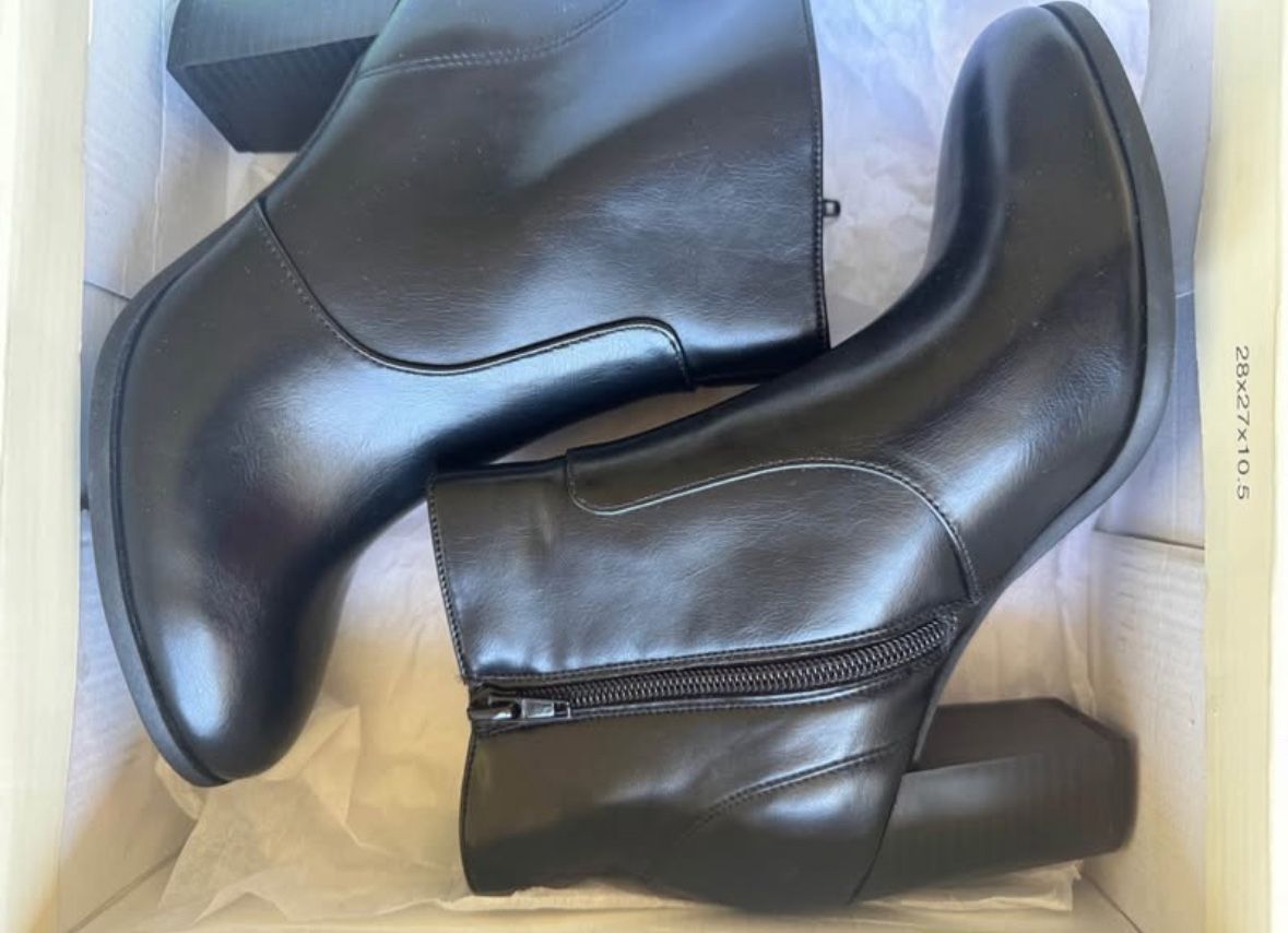 Womens Black Heels Short Boot