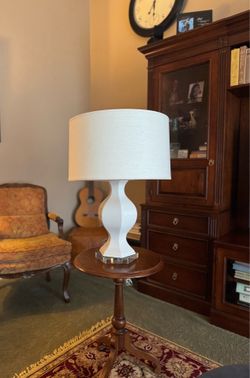 Modern Ceramic Hourglass Table Lamp with Lucite Base (Good Condition)