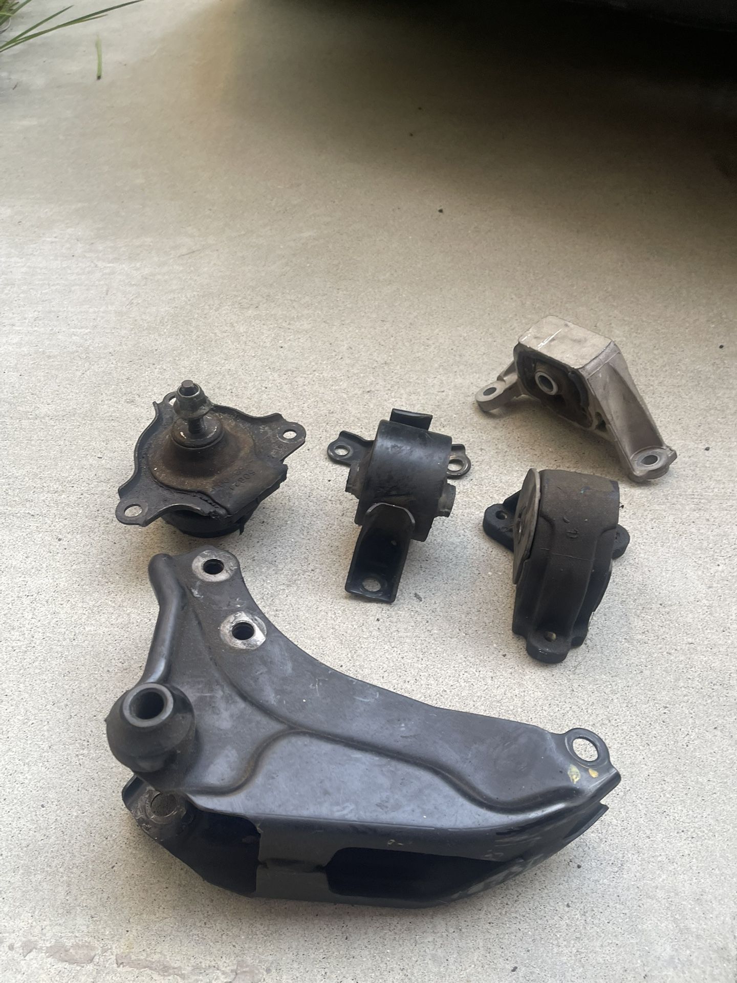 02-06 Rsx Oem Motor Mounts