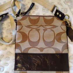Lot Of Two Vintage Coach Crossbody Purses 