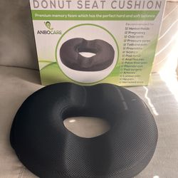 NEW Orthopedic Donut Seat Cushion $20 Cash Only. Cross Posted 