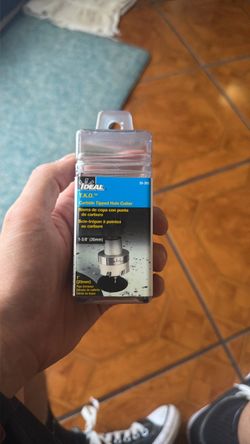 Ideal 1 1/38 carbide hole cutter