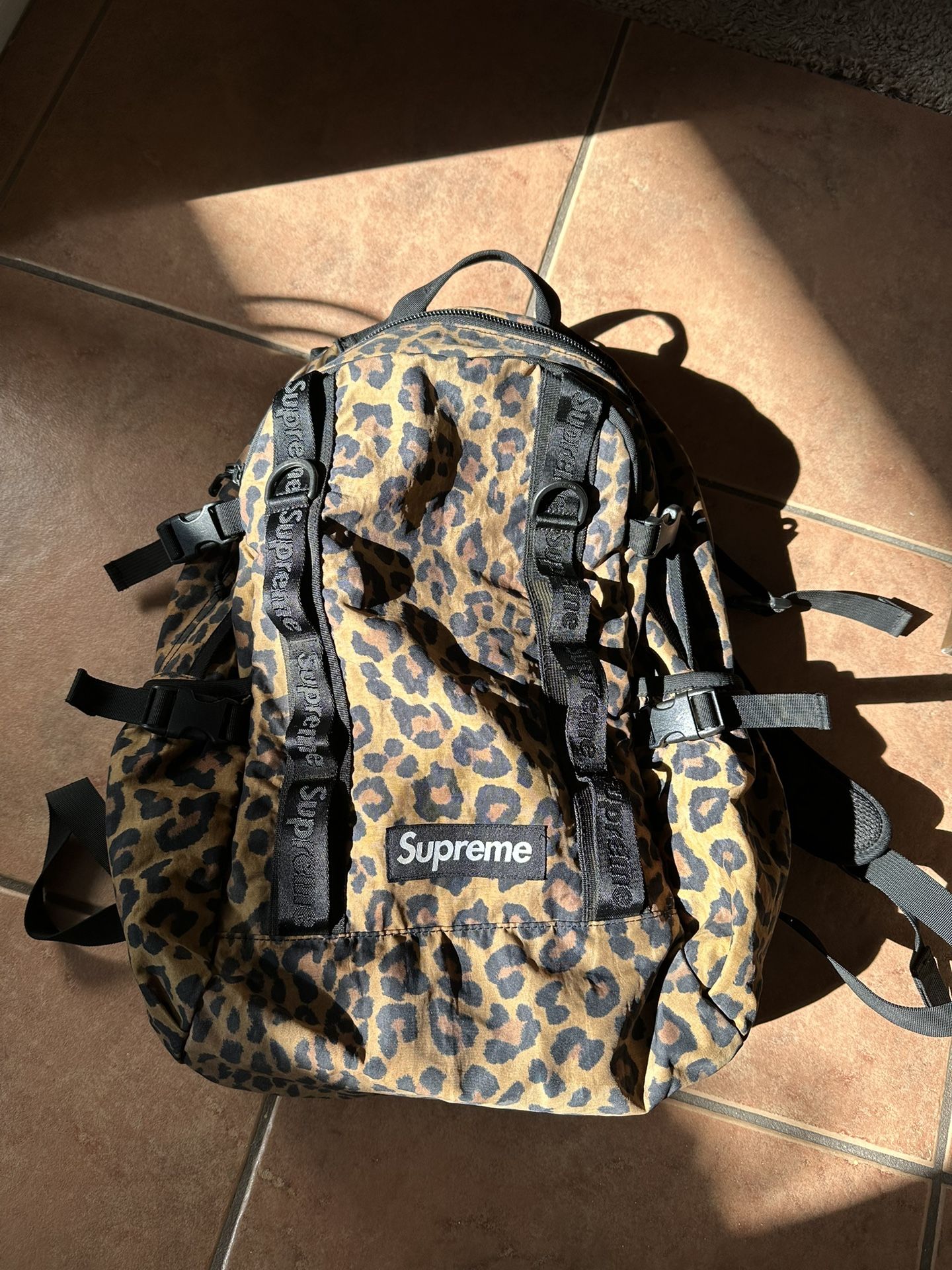 SUPREME BACKPACK