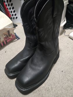 84 Boots