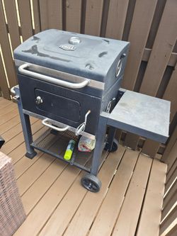 Barbecue stand