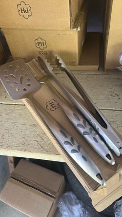Set de Pinzas , espatula y tenedor grandes para Parrilla  Nuevos de Princess house