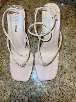 Fashion nova heels