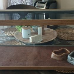 Reptile or Fish Tank with 2 Plastic Water Containers 