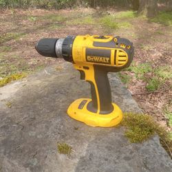 Dewalt 1/2 Inch Cordless Hammerdrill18v