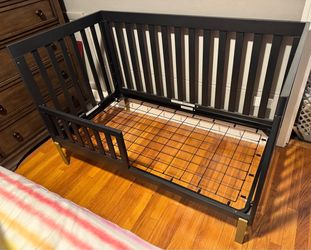 Convertible Crib