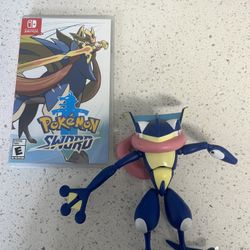 Pokémon Sword - Nintendo Switch with Jazwares Pokémon Super-Articulated Greninja Action Figure 6”