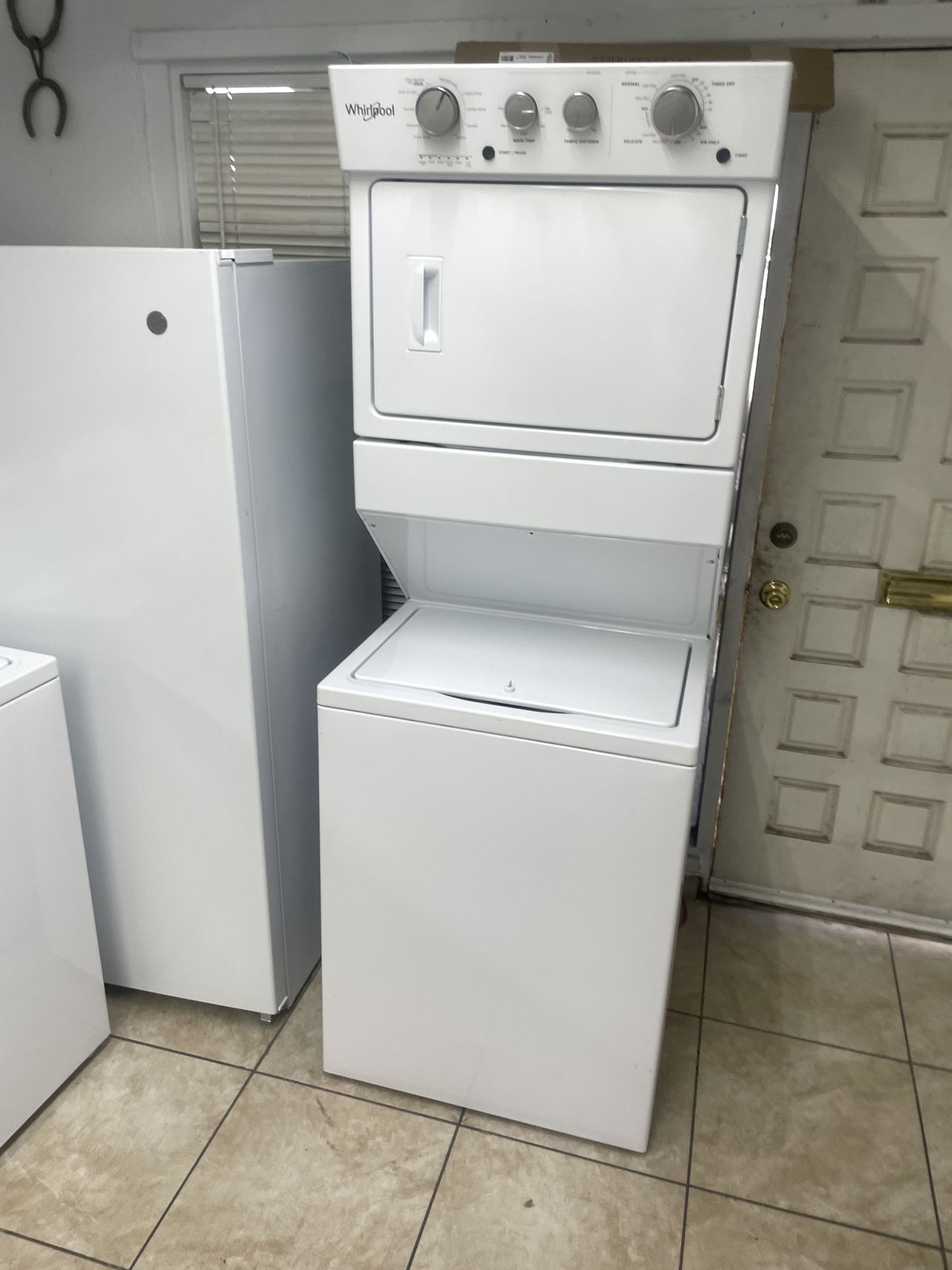 Whirlpool Stackable Washer And Dryer 