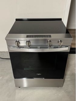 Unused electric range - Whirlpool WSES5030SZ