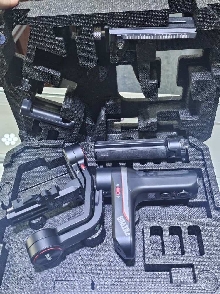 Zhiyun Weebil-S Handheld Gimbal Stabilizer. ASK FOR RYAN. #4(contact info removed)592-02