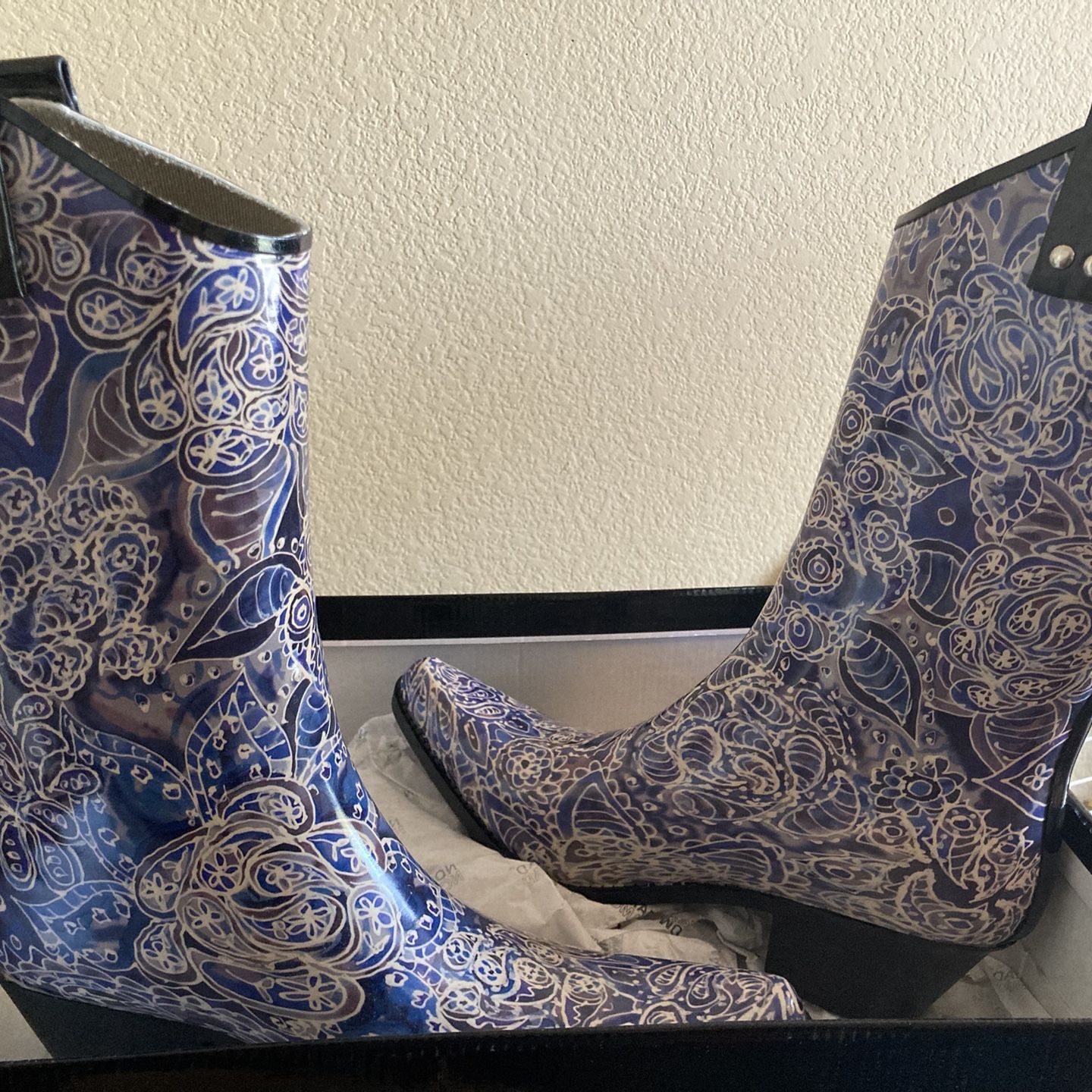 Rain Boots (brand new) $40