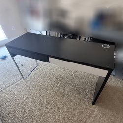 FREE Ikea Desk