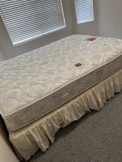 Queen Bed