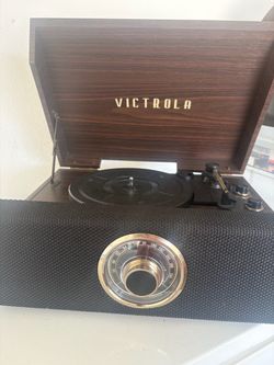 Victrola 4-1 Record Player