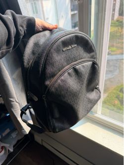 Micheal kors back back