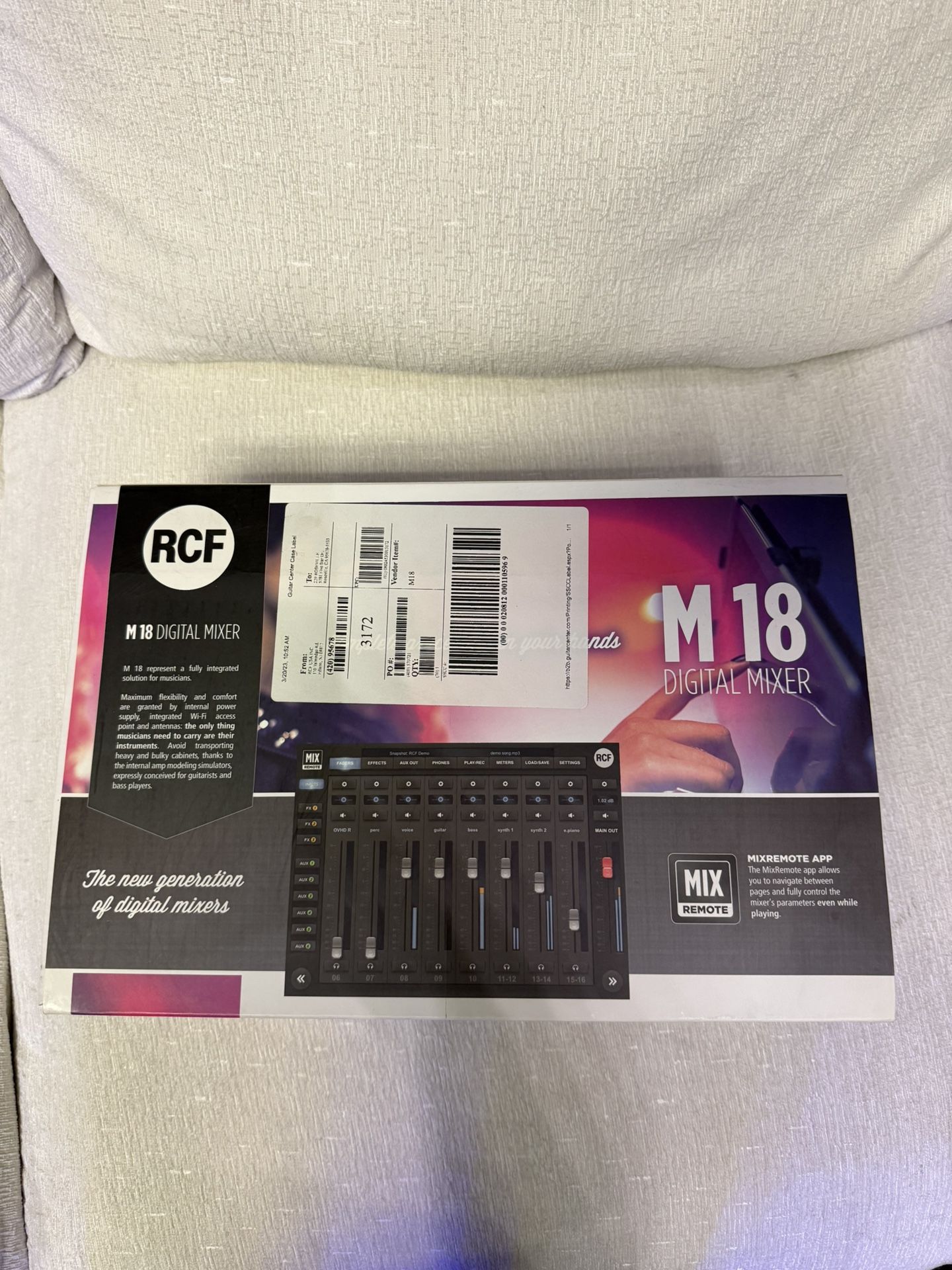 RCF M18 Digital Mixer