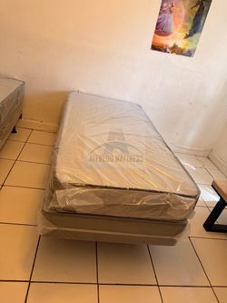 NEW TWIN SIZE 38x75” MATTRESS AND BOX SPRING-2pcs