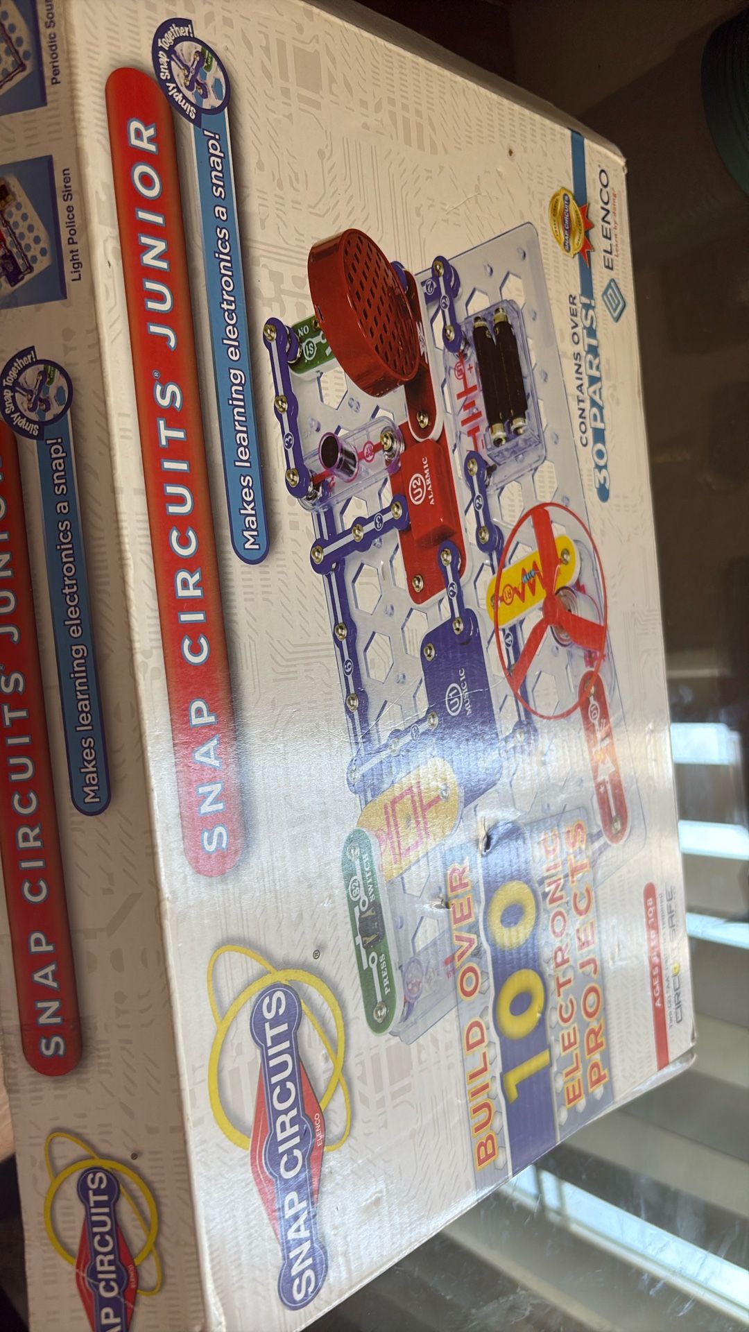 Snap Circuits