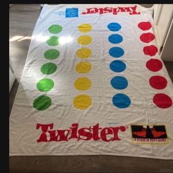 Classic Twister Game board Beach Towel Hasbro Promo Colorful Stockin' Feet Jay Franco