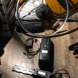 Jasion E-bike Eb5  (parts) Motor And Battery In mounting bracket 45$$$ today $$$$