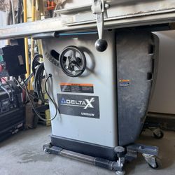 Table Saw Delta X Unisaw
