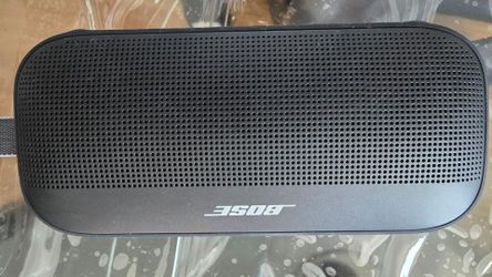 Bose Soundflex Speaker
