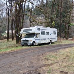 1997 28ft coachman leprechaun
