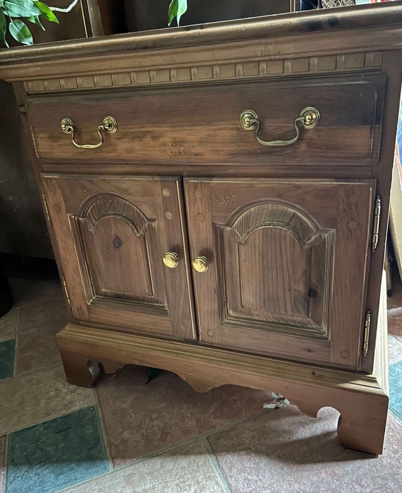 Solid Wood Thomasville End Table Or Nightstand. 