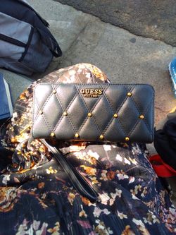 Guess Wallet