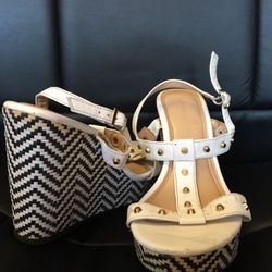 Black And White Wedges