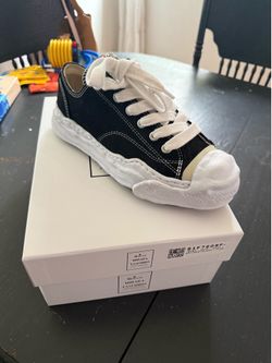 Womens shoes