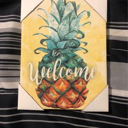 Welcome Pineapple Design Canvas