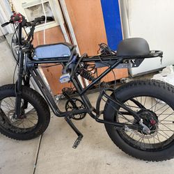 E-bike for parts NOT SELLING INDIVIDUAL PARTS
