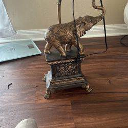 Elephant lamp 