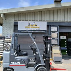 2013 All Terrain Nissan Forklift 