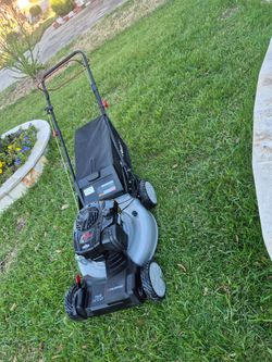 Murray 22in 150cc Self Propelled Brand New Nuevo