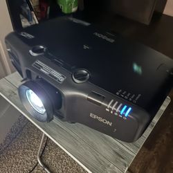 Epson 5530u PowerLite