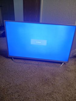 36" Element Smart TV with Remote — Works Great!
