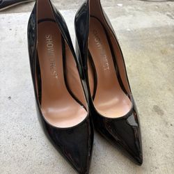 Women’s Black Glossy Block Heel Pumps – Size 8