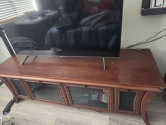 Tv stand