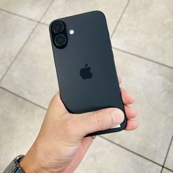 iPhone 16 Plus