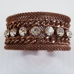 Copper Colored Bracelet With Rinestones 
