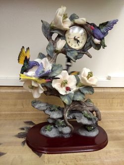 Hummingbird Clock